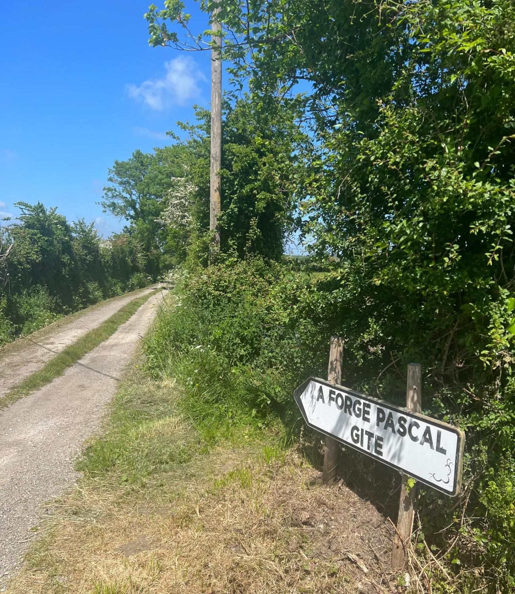 Вілла La Forge, Gite Familial,A Sainte Mere Eglise Екстер'єр фото